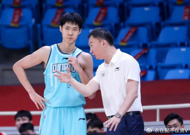 CBA最新消息！国手正式离开广厦，新疆续约劳森，闵鹿蕾重返北控