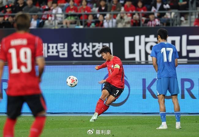 孙兴慜距任意球王仅3球,白昇浩伤情牵动韩国足坛 孙兴慜距任意球王仅3球,白昇浩伤情牵动韩国足坛