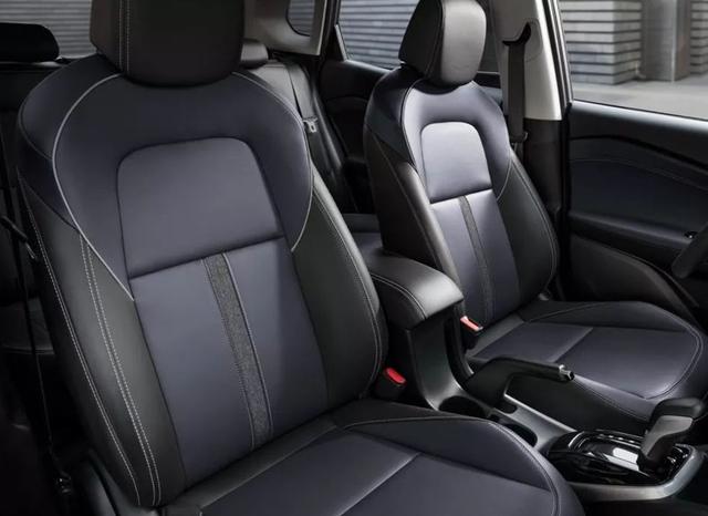靠颜值卖车的合资SUV 轴距近2.6米 比Polo还便宜