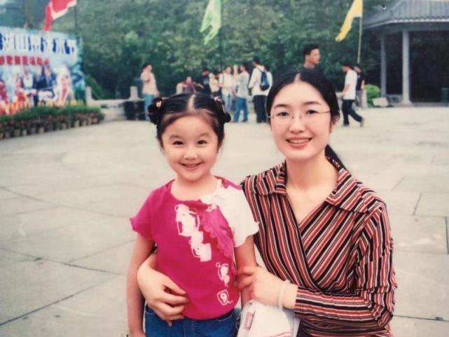 “点读机女孩”成功保研:曾被谣传高考只考403分,实际高考英语138分休闲区蓝鸢梦想 - Www.slyday.coM “点读机女孩”成功保研:曾被谣传高考只考403分,实际高考英语138分休闲区蓝鸢梦想 - Www.slyday.coM