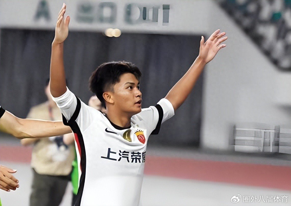 中国14岁锋霸留洋西班牙爆发，单场梅开二度，可能加盟巴萨梯队