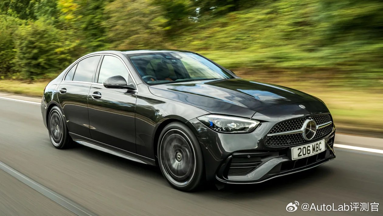 奔驰C级、GLB、GLC及GLC轿跑官降，最高降幅近7万