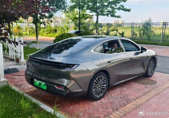 淄博至威海450公里纯电畅行，吉利银河星耀8开启绿色旅程