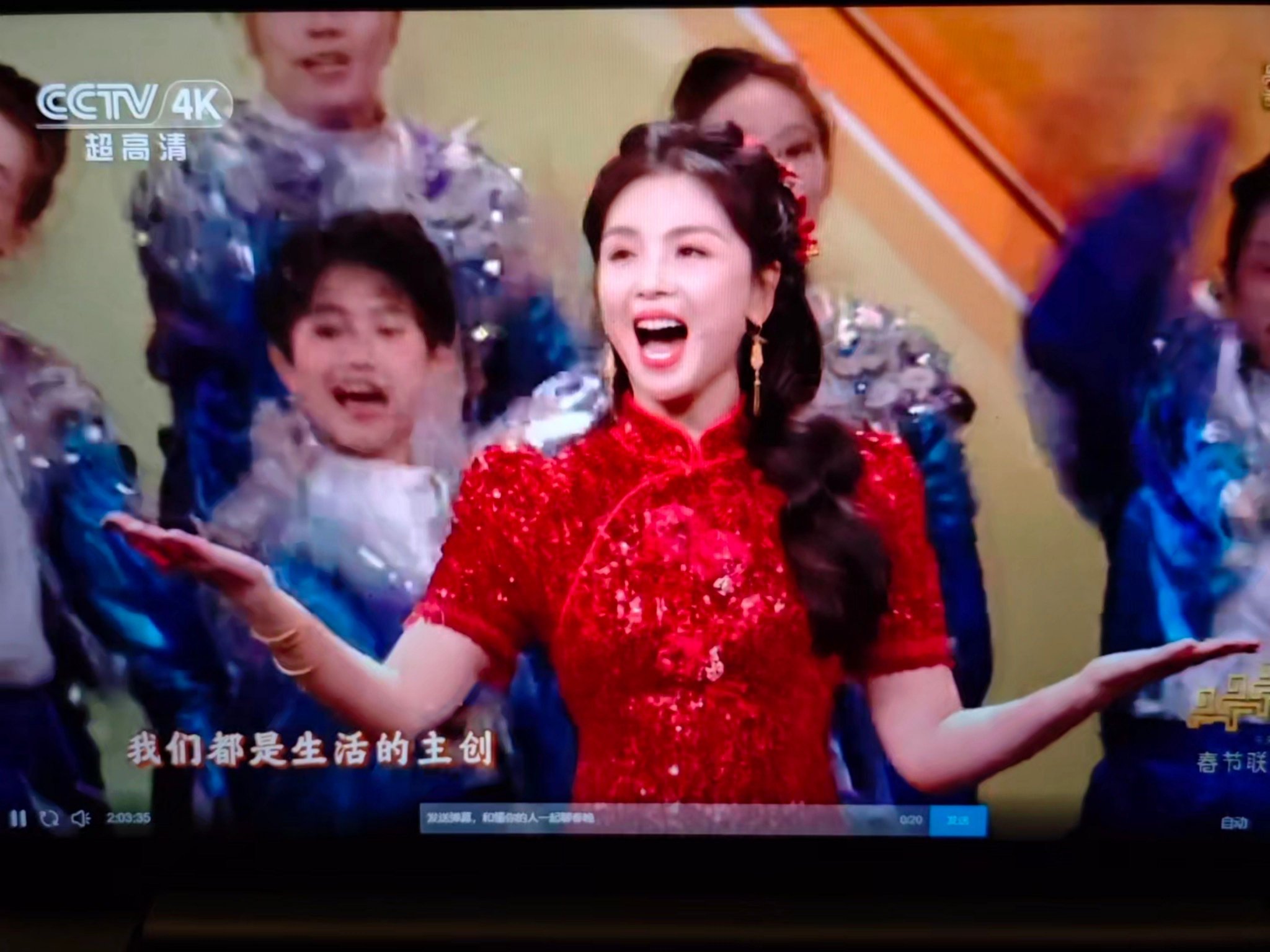 刘涛美成啥了都，不愧是央妈严选，往那儿一站嘎嘎正！