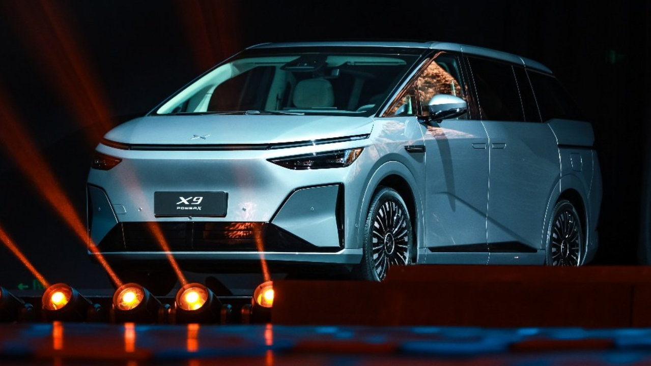 小鹏X9超级增程上市：1602km全球最长续航，重新定义家庭大七座