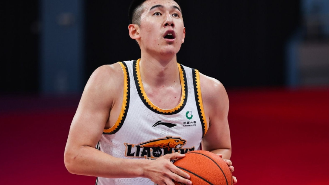 CBA新赛季156人处合同年：郭艾伦付豪领衔13位顶薪 5队11人合同年