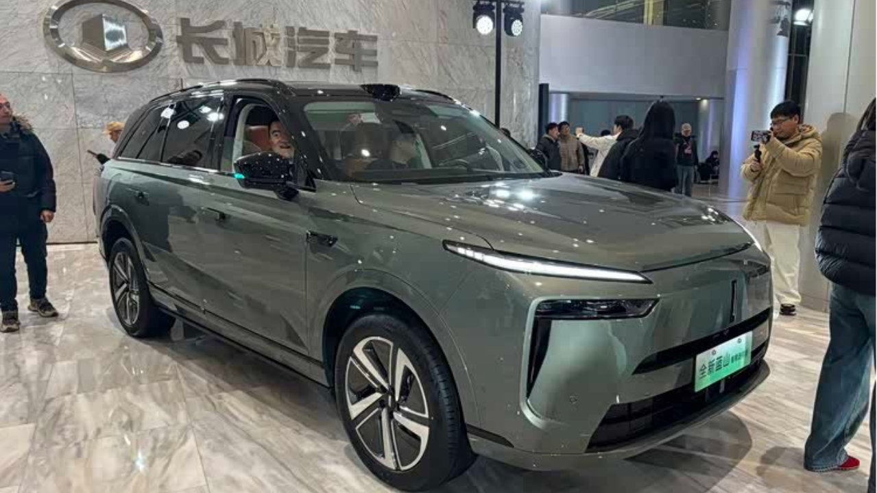 魏牌全新蓝山智能进阶版正式上市 限时焕新价27.58万-30.28万元