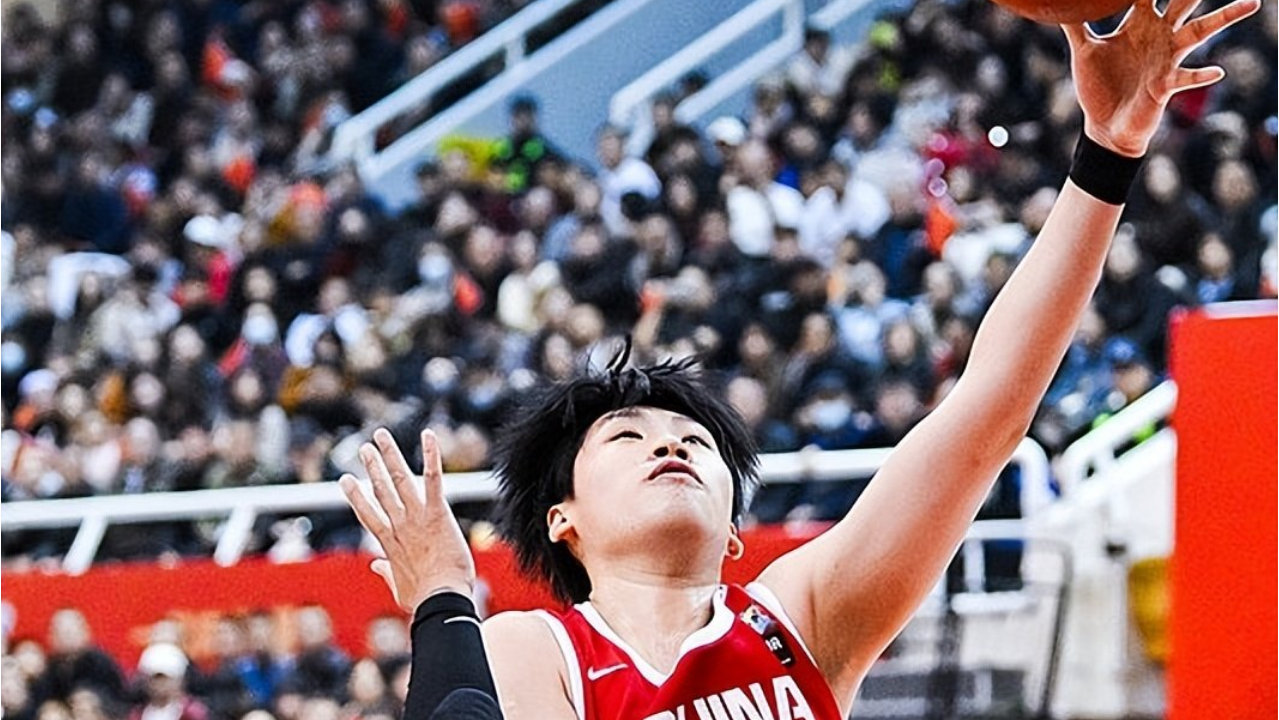 19分钟砍21分！中国女篮25岁1米92奇兵闪耀：宫帅用她搭档韩旭？