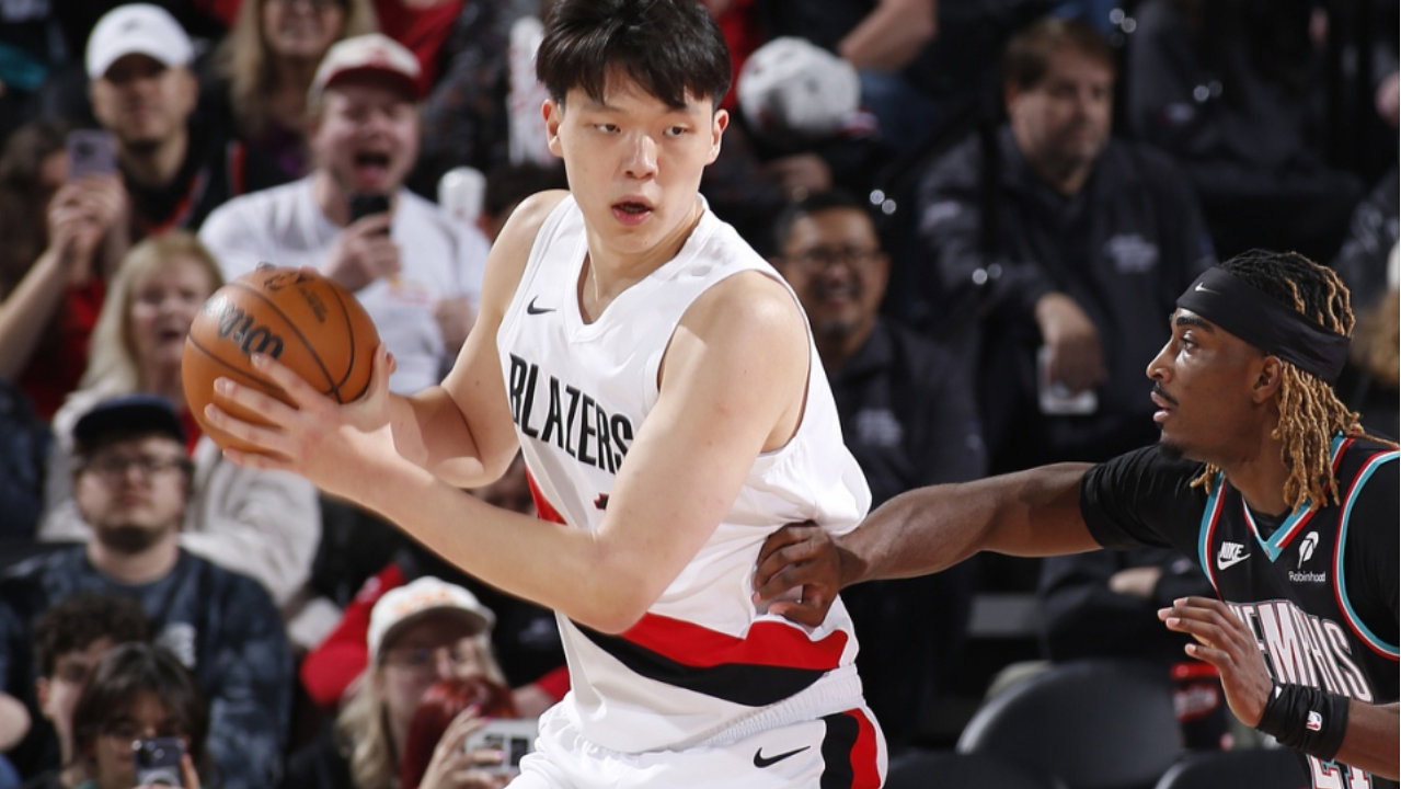 杨瀚森第22名！美媒公布NBA新秀赛球星排名：火箭队谢泼德高居第6