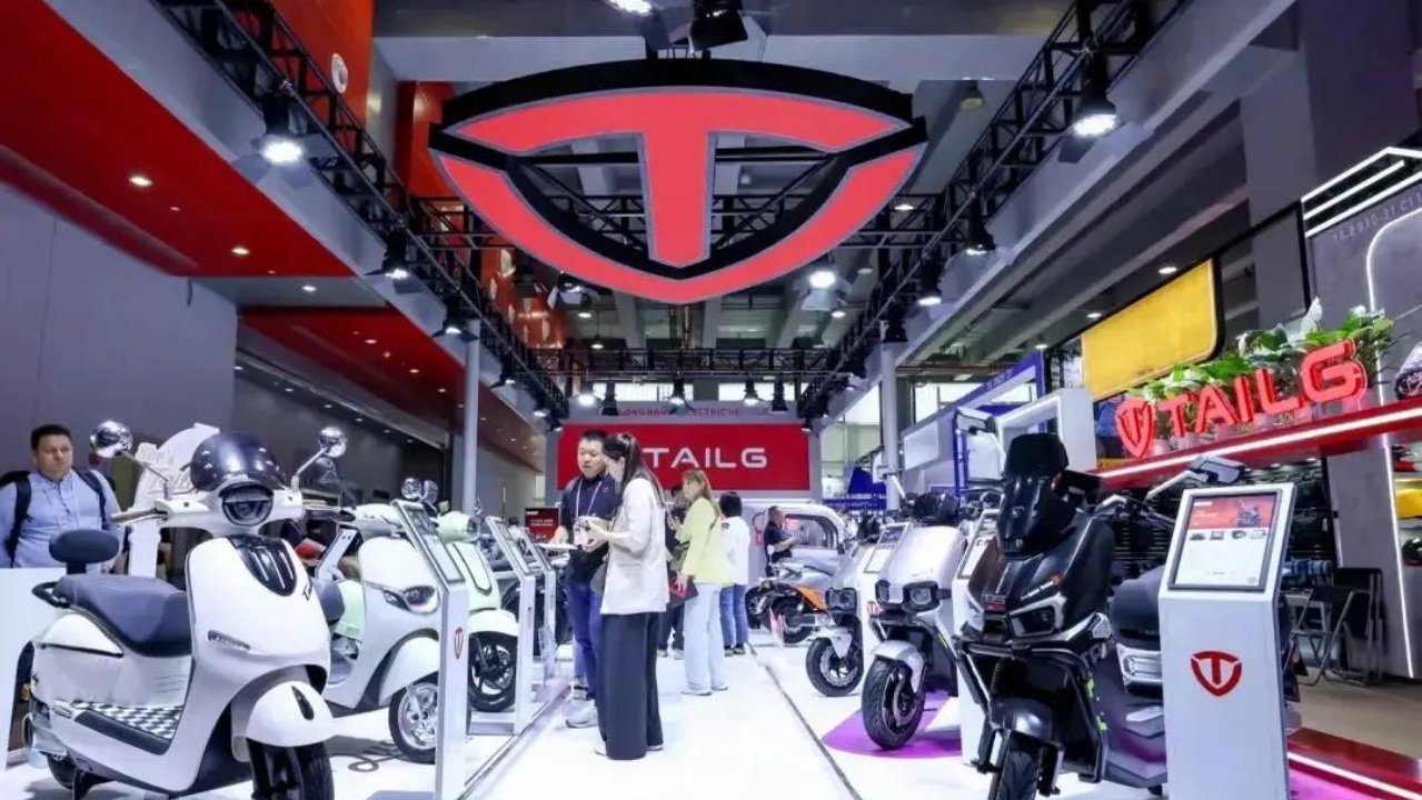 潮汕三兄弟靠“电驴”逆袭，台铃赴港IPO，叫板雅迪、爱玛