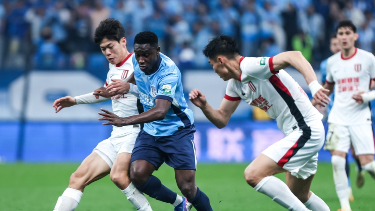 中超：大连英博2-0成都蓉城，终结4轮不胜，马莱莱、马马杜破门
