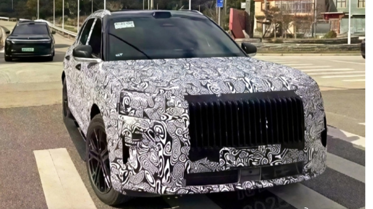 极氪8X路试谍照：激光雷达+双层尾灯，对标问界M8/理想L8？