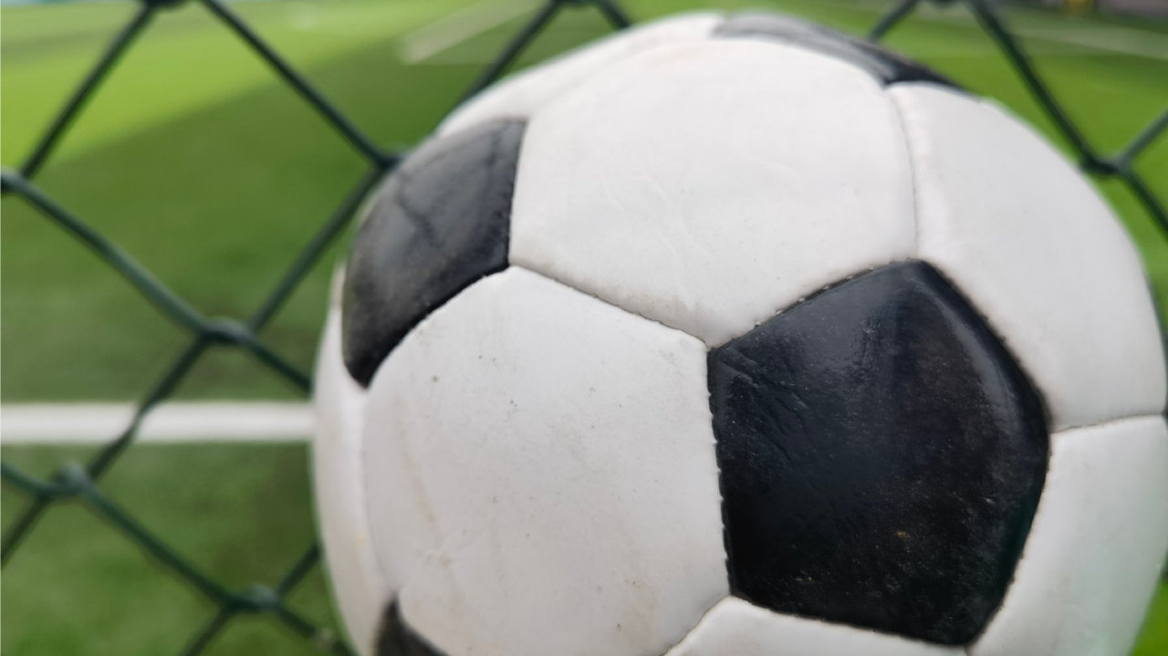 两轮下来北京国安跟申花都有4名主力不能打