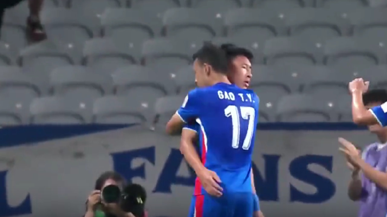 2-1！上海申花差点吃了“哑巴亏”，遭遇进球误判，获亚冠开门红
