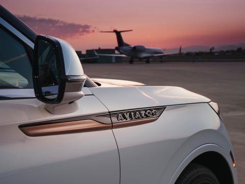 林肯飞行员希诺拉Shinola概念车是底特律对奢侈的诠释