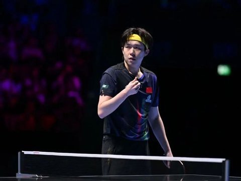 王楚钦速胜约内斯库，梁靖崑将战奥恰洛夫｜澳门世界杯