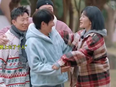 天哪快本停播四年了，老维嘉一出来就是梗哈哈！