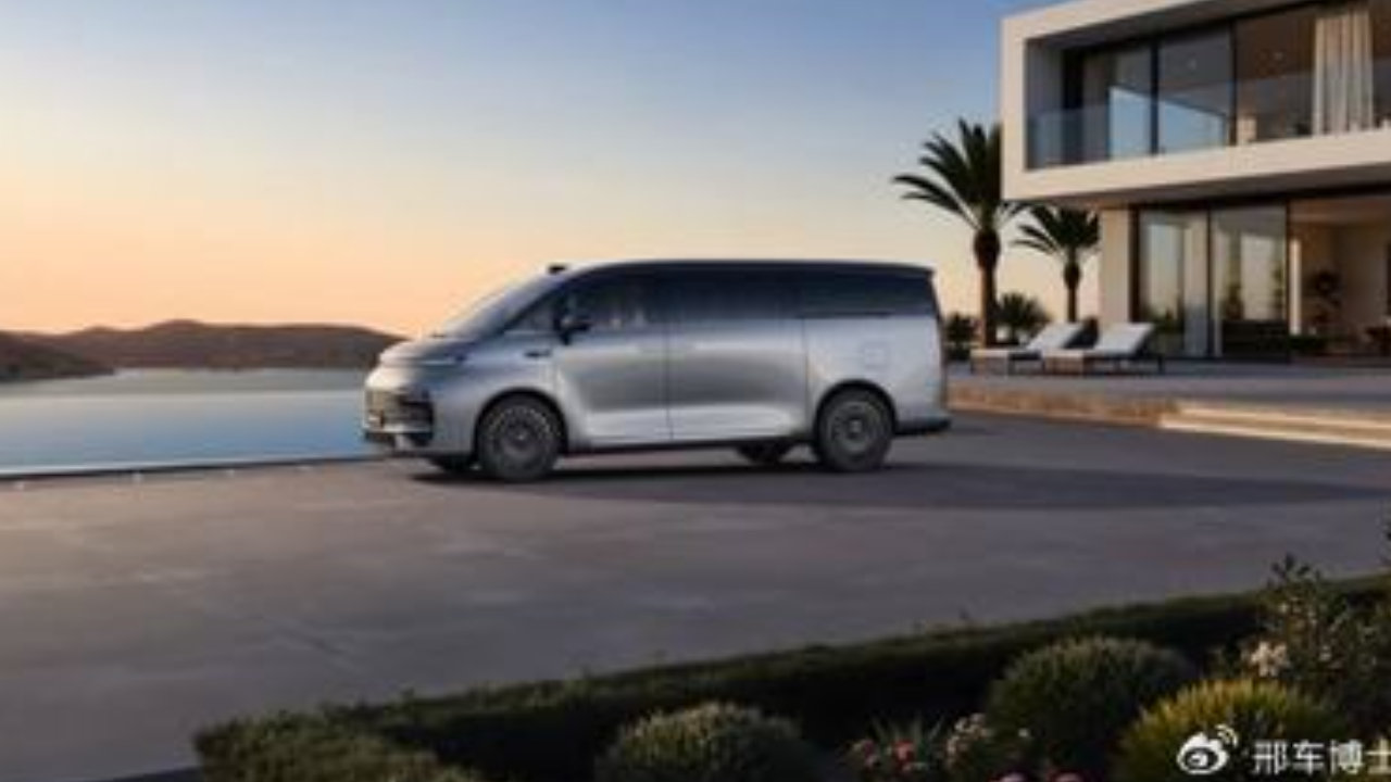 家用MPV的大块头：吉利银河V900增程版上市