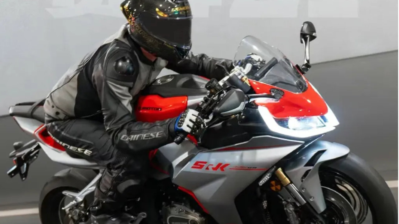 四缸仿赛日供低至41.1元，QJMOTOR新春0息钜惠来袭