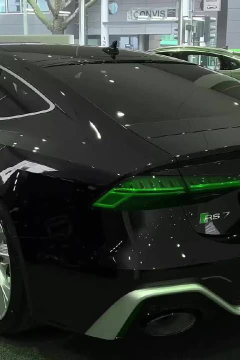 年轻人 人手一辆的性能车