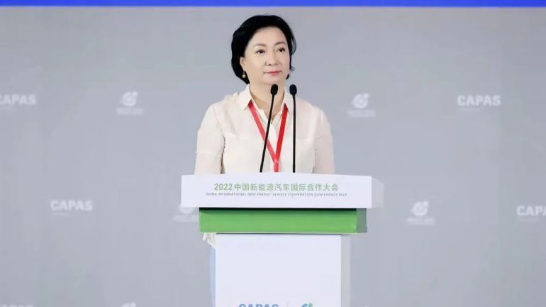 奥动高级副总裁杨烨：双碳目标下的换电技术路径与行动规划