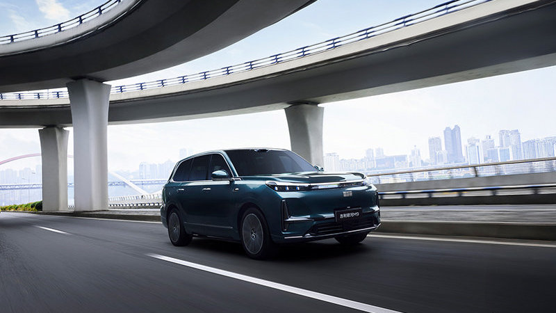 吉利银河降维打击，大六座SUV银河M9预售价仅19.38万元起