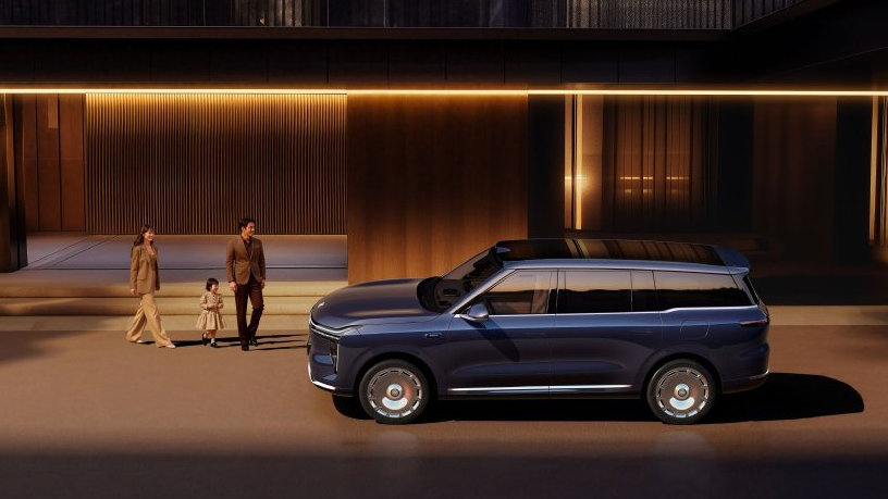 32.28万元起！上汽智己LS9正式上市，全系皆Ultra