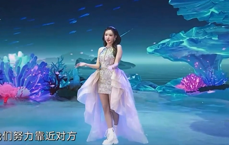 跨年晚会八大热搜:程潇“假唱”,薛之谦唱得太难听,何炅又哭了休闲区蓝鸢梦想 - Www.slyday.coM 跨年晚会八大热搜:程潇“假唱”,薛之谦唱得太难听,何炅又哭了休闲区蓝鸢梦想 - Www.slyday.coM