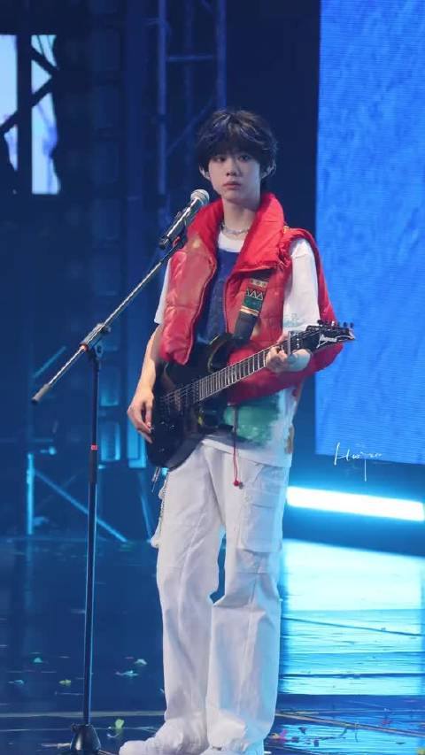 只要你一个眼神肯定