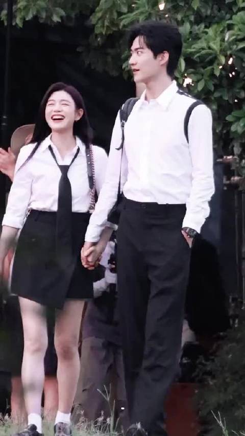 周柯宇李雾主演《狙击蝴蝶》引热议