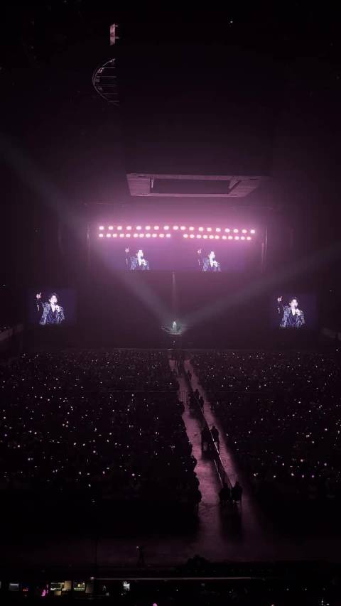 颜人中西安演唱会《我只能离开》歌舞返场分贝大比拼！