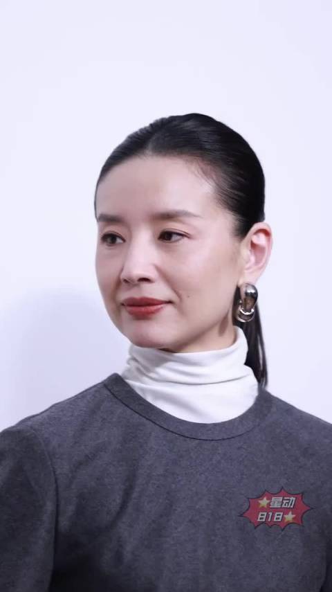 董洁离婚后独自带子转型直播重获关注