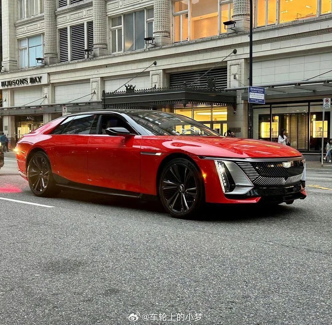 凯迪拉克又出新款了，看着很厉害的样子！