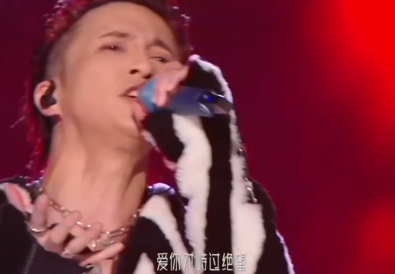 跨年晚会八大热搜:程潇“假唱”,薛之谦唱得太难听,何炅又哭了休闲区蓝鸢梦想 - Www.slyday.coM 跨年晚会八大热搜:程潇“假唱”,薛之谦唱得太难听,何炅又哭了休闲区蓝鸢梦想 - Www.slyday.coM