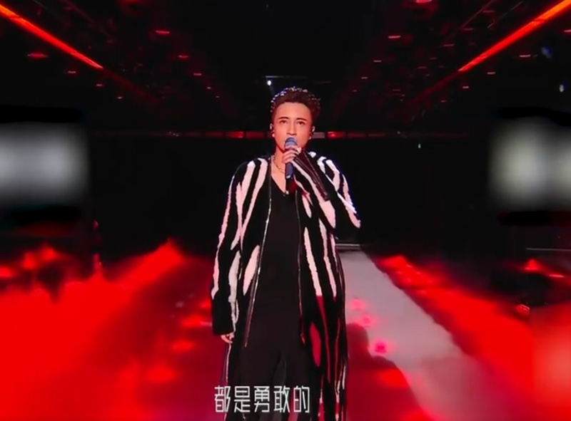 跨年晚会八大热搜:程潇“假唱”,薛之谦唱得太难听,何炅又哭了休闲区蓝鸢梦想 - Www.slyday.coM 跨年晚会八大热搜:程潇“假唱”,薛之谦唱得太难听,何炅又哭了休闲区蓝鸢梦想 - Www.slyday.coM