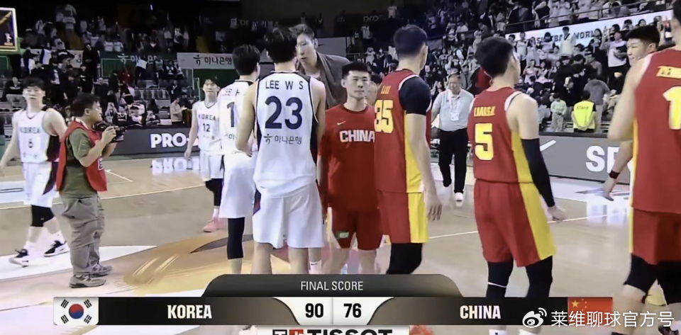 谁都不许走！郭士强惩罚全队，留韩国客场开会2小时，让球员感受耻辱