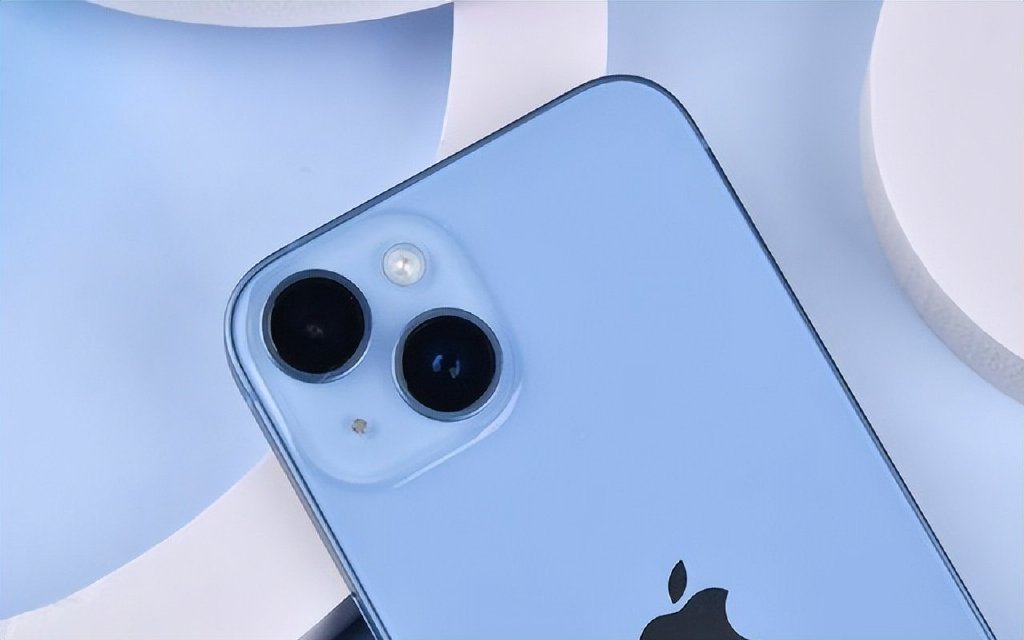 5000元预算,小米13 Pro和iPhone14,究竟谁更值得入手?休闲区蓝鸢梦想 - Www.slyday.coM 5000元预算,小米13 Pro和iPhone14,究竟谁更值得入手?休闲区蓝鸢梦想 - Www.slyday.coM