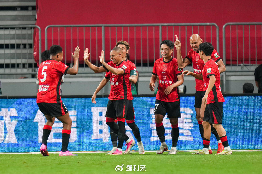 热刺两战零进球排名19，3.5亿欧元引援失效