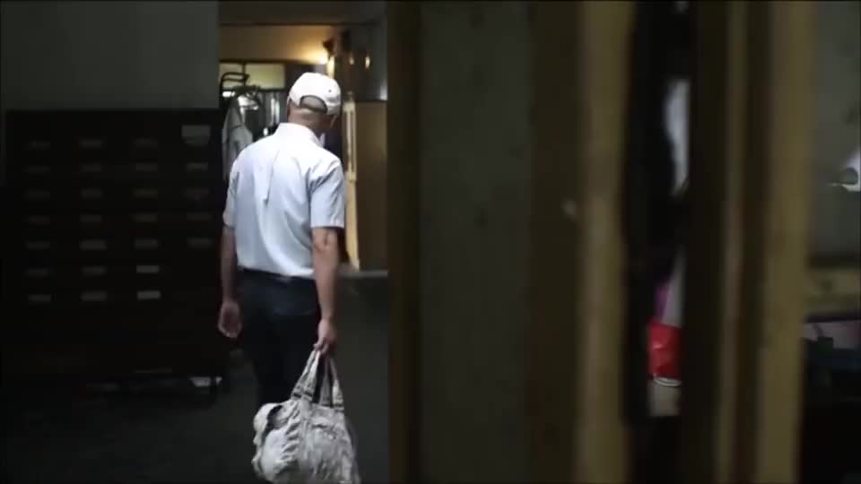 大男当婚林子建带谷静走而小强呼唤谷清最后自己胳膊折了