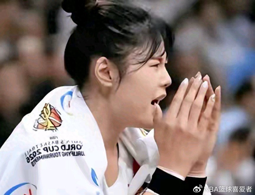 女篮晋级别急着乐，这五人的状态“过山车”才是真考题！