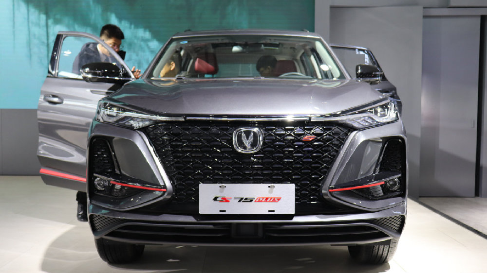 新款SUV众多，长安CS75 PLUS凭什么备受青睐？