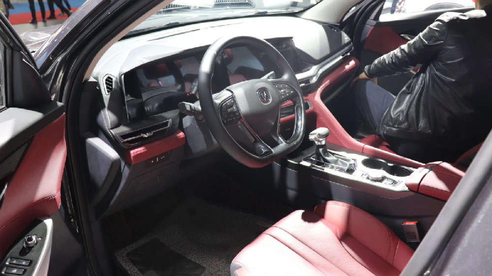 15万左右买车，选长安CS75 PLUS怎么样？