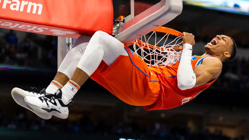 约基奇与雷霆年轻防线正面对决 数据之夜见证MVP本色