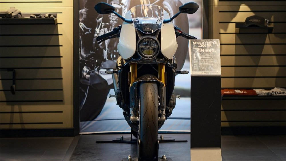 摩托车界的大佬|Triumph凯旋-Speed Triple 1200 RR贵阳实拍