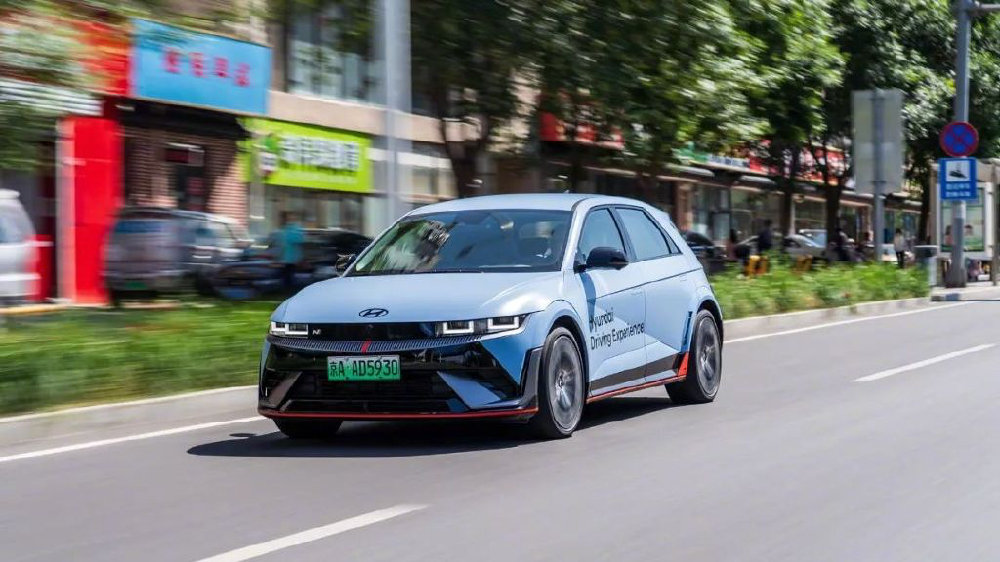 它才是最适合奶爸的性能车？