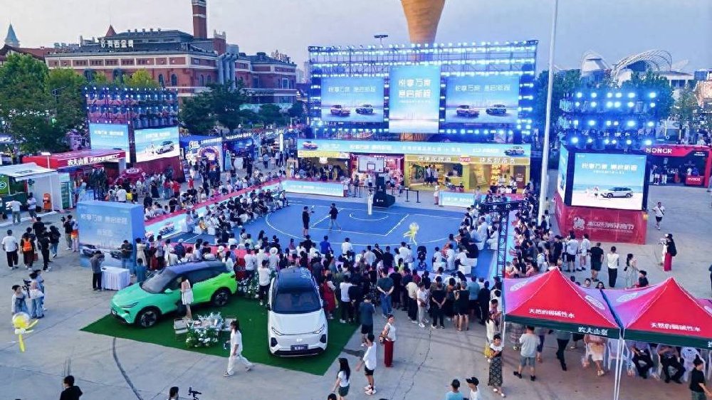 悦享万家 意启新程 奔腾悦意品牌之夜圆满落幕