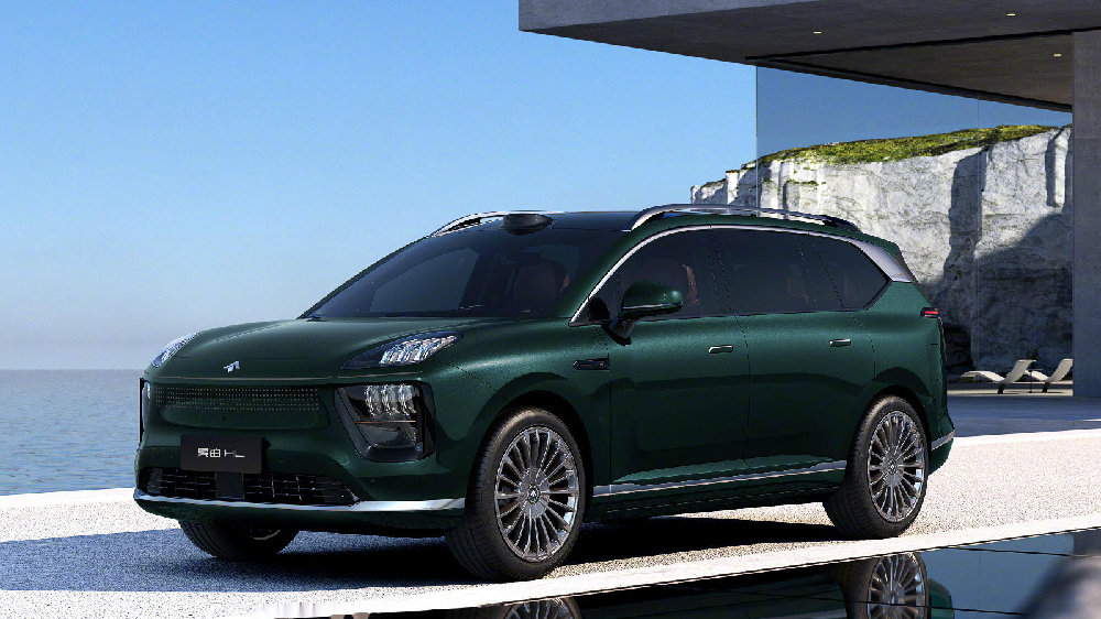 预算30万 6座纯电SUV  广汽昊铂HL和理想i8谁更值得买？