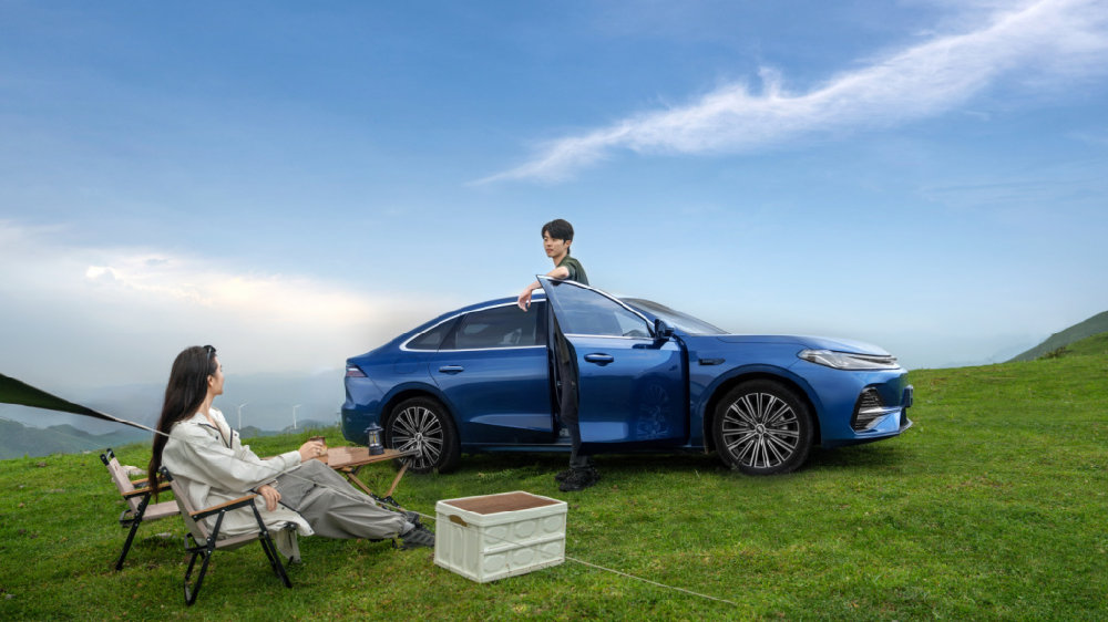 上市一天大定破万，吉利银河A7上市即开启百城万辆交付