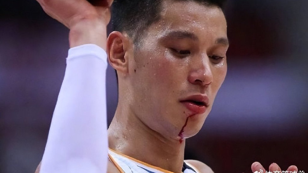 经纪人和杨毅同时爆料！林书豪在CBA遭国内球员恐吓，再突破就被废掉