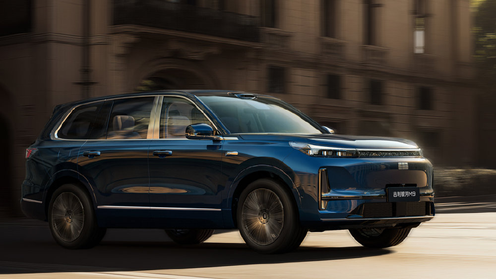 6座大型插混SUV19.38万起，今日5款新车发布，最后一款能圆规掉头